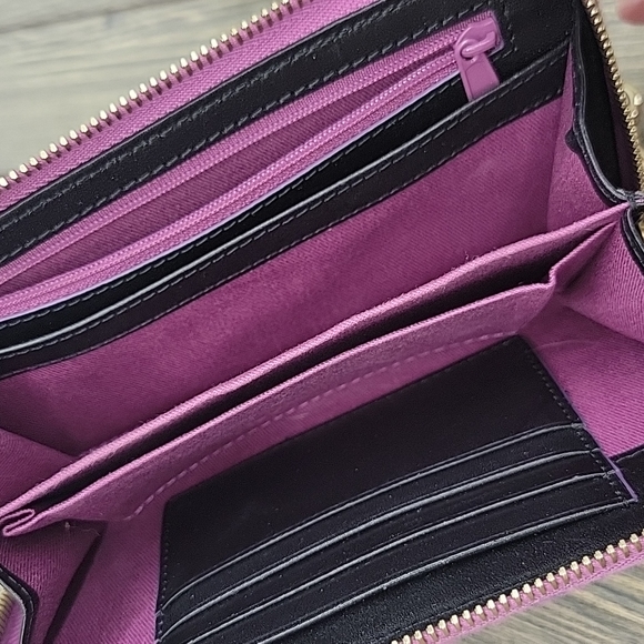 NEW Dooney&Bourke x Disney "It's A Small World" Tote/ShoulderBag & Wallet/Wristl - Picture 16 of 16